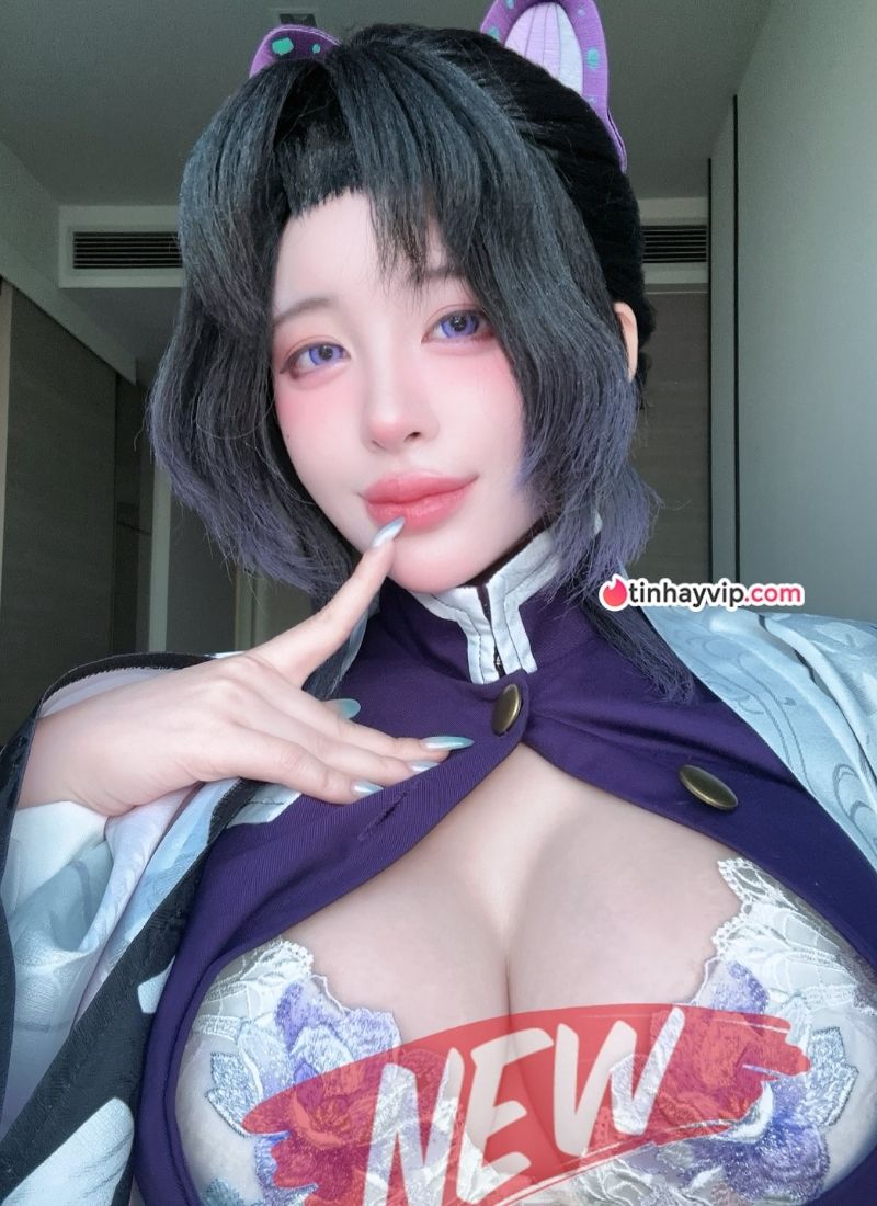 CocoPie với bản Shinobu "gợi cảm hóa" gây tranh cãi