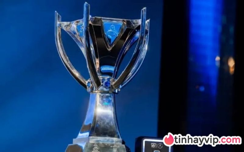 Rộ tin đồn về "cúp C2 LMHT" - giải đấu mới trước CKTG 2025!