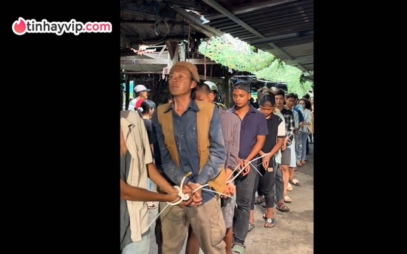 Thực hư clip Hoài Linh bị bắt vì đá gà khiến CĐM hoang mang