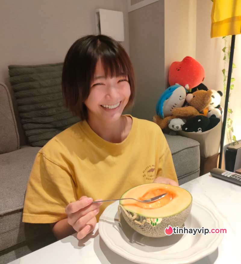 Hoshino Riko lần đầu thử thách 30 người cùng lúc