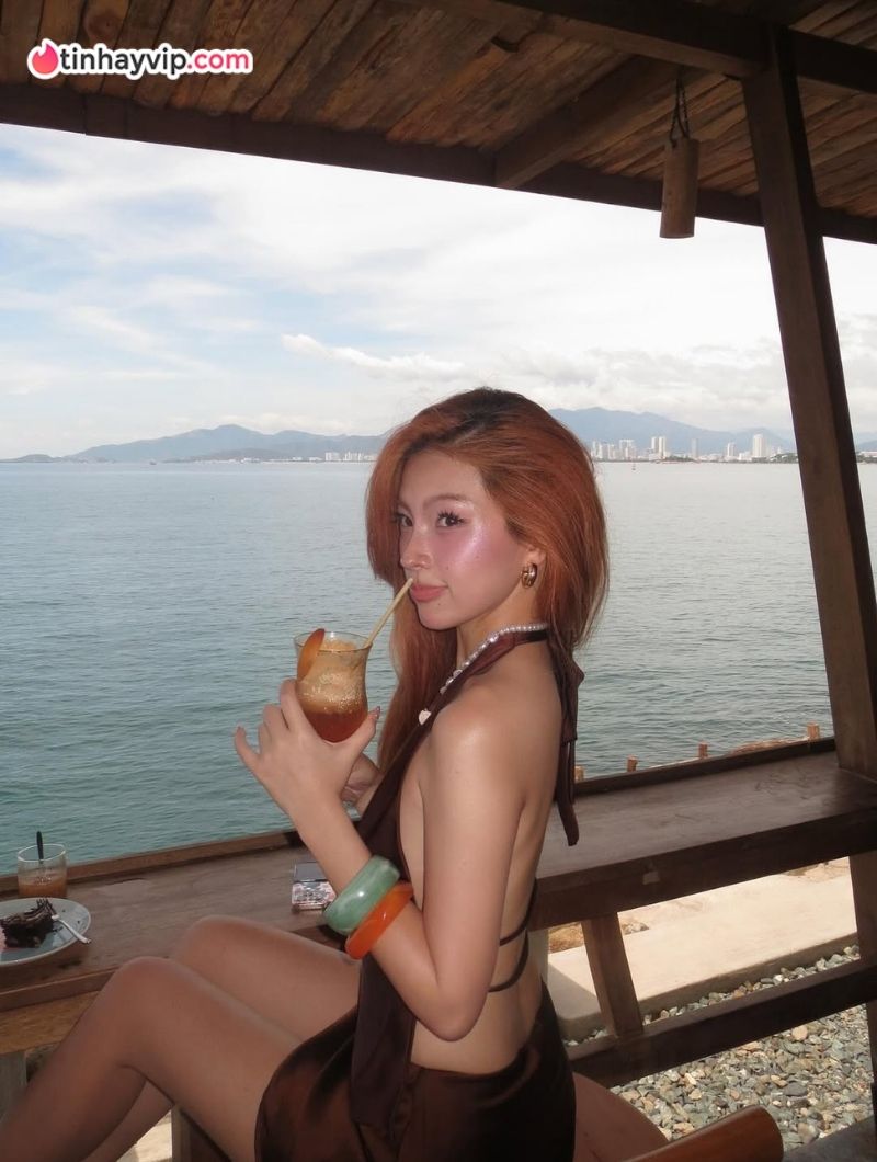 Hot girl Thụy Hân