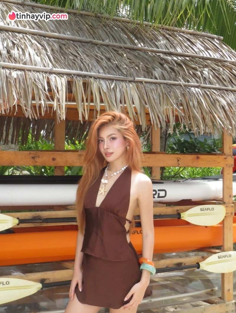 Hot girl Thụy Hân