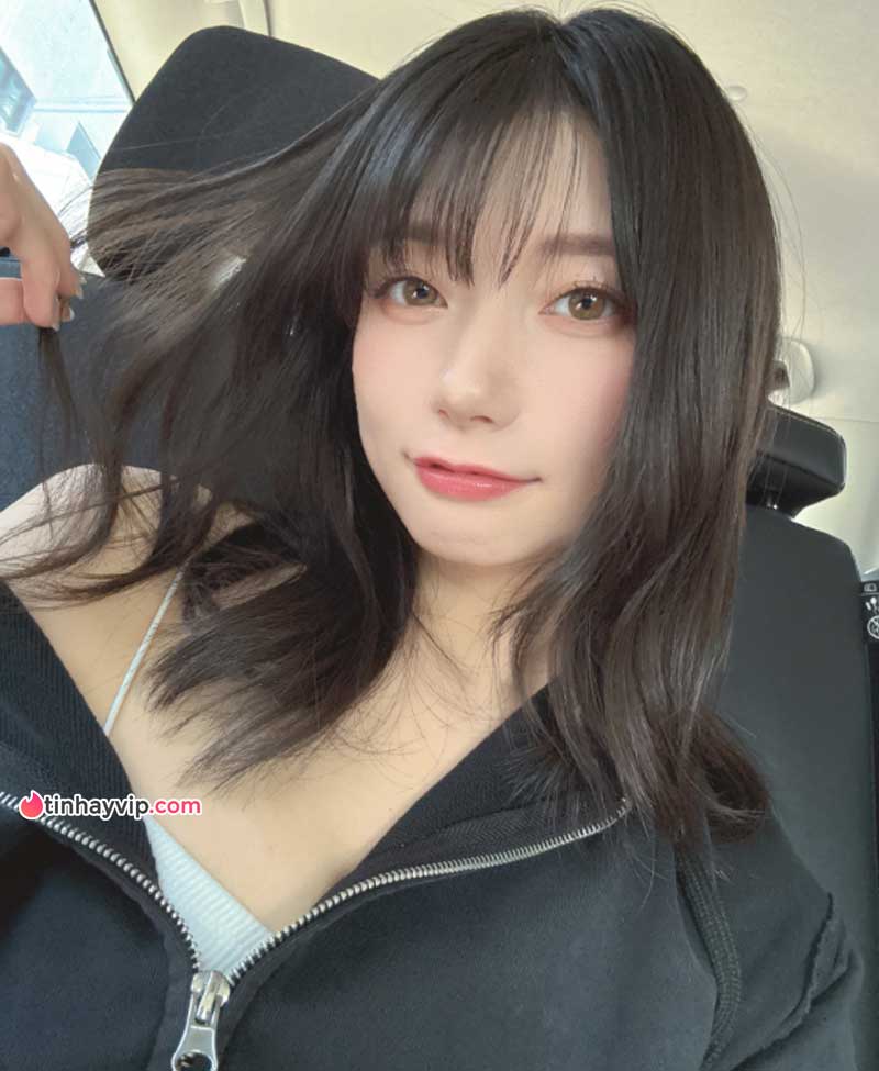 Kanna Seto ra mắt code VR đầu tiên thách đấu Saika Kanna Seto ra mắt code VR đầu tiên thách đấu Saika