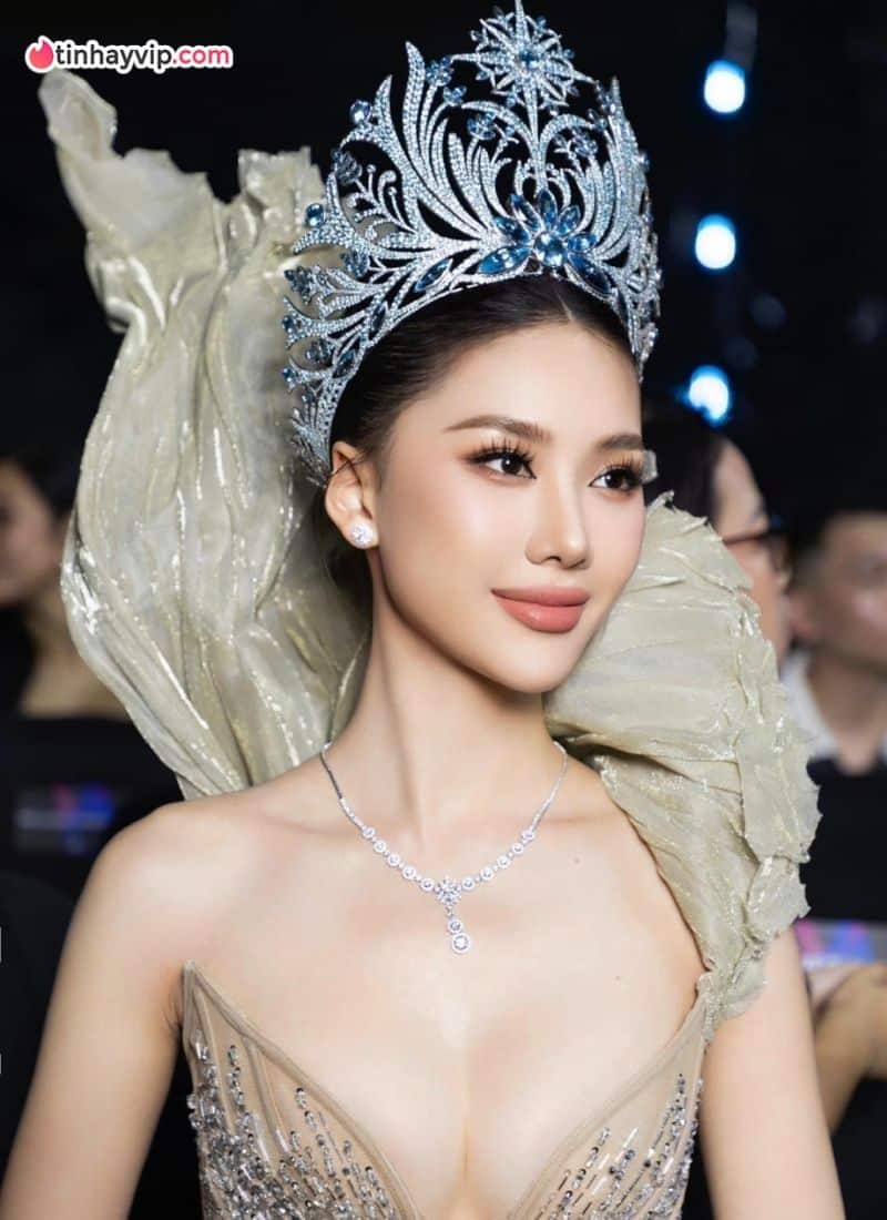 Bùi Quỳnh Hoa