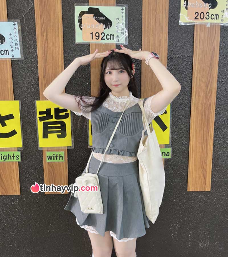 Sakai Moka nghệ sĩ thư pháp ra mắt tân binh JAV Sakai Moka nghệ sĩ thư pháp ra mắt tân binh JAV