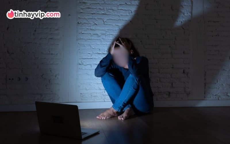 Cảnh giác trước những "ảo mộng hào quang"