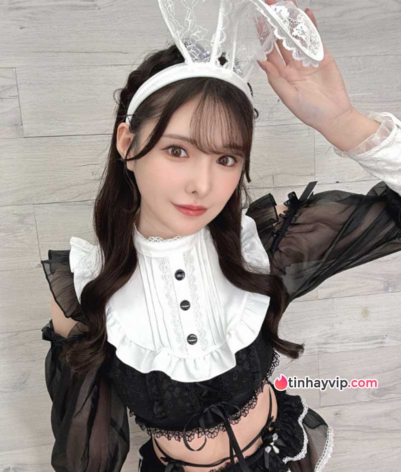 11 Arina Arata diễn viên JAV
