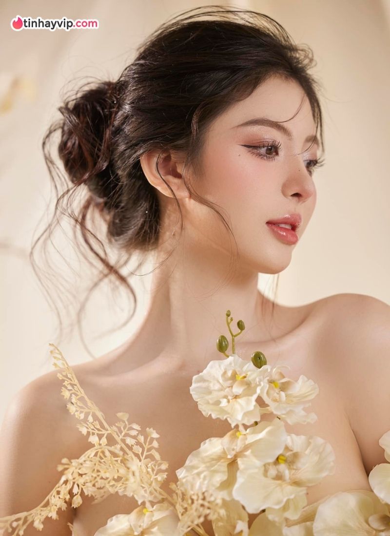 Trang Banana khoe vẻ đẹp "nàng thơ" ngọt ngào với bộ ảnh mới