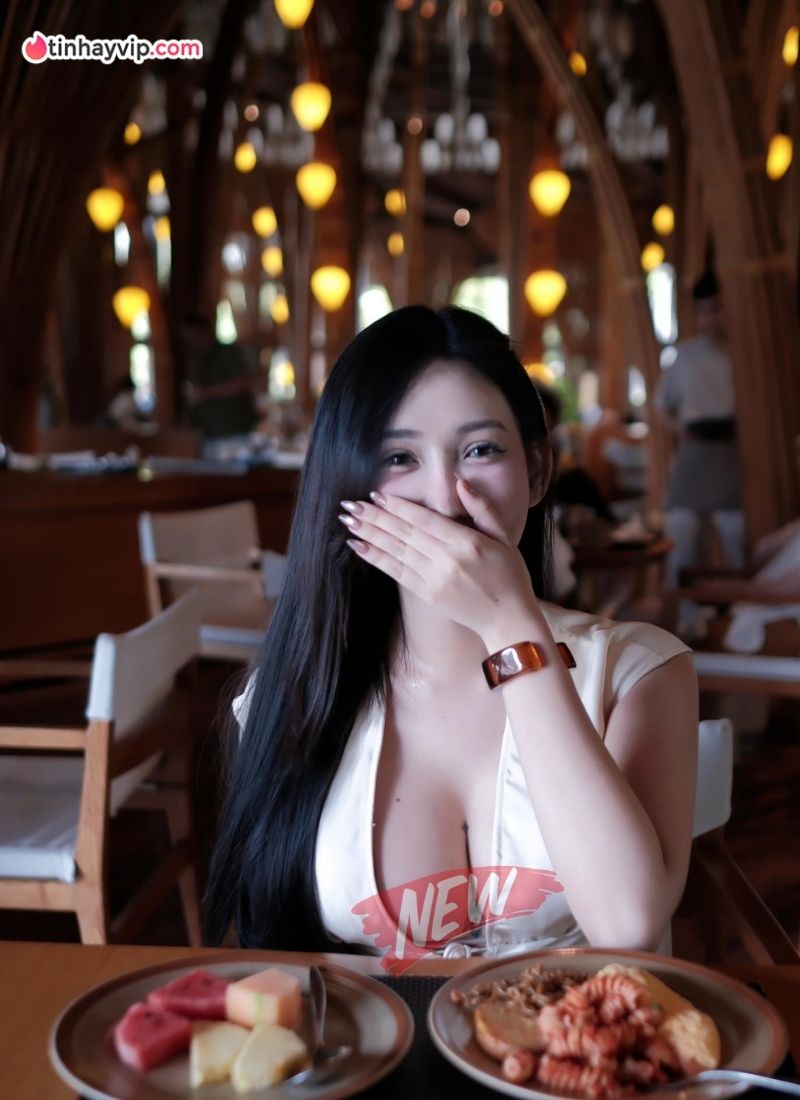 Vy Vy người nhện!