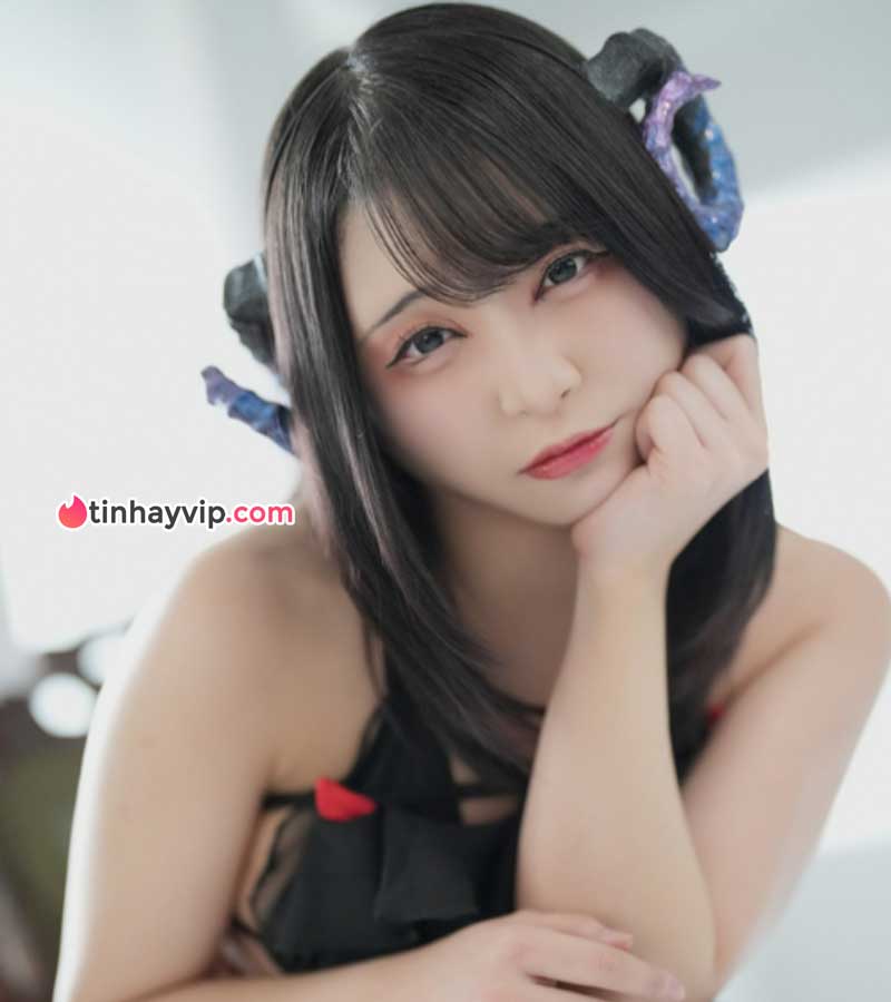 Akiba Momo nàng MILF xinh đẹp đam mê cosplay JAV Akiba Momo nàng MILF xinh đẹp đam mê cosplay JAV