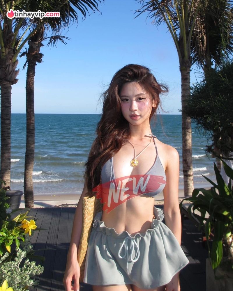 Hot girl Hàn Hằng: "biểu tượng bikini" mạng xã hội Việt Nam