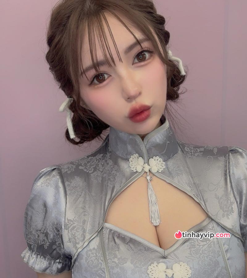 Idol JAV siêu vòng 1 Ren Gojo khóc khi nhắc đến gia đình Idol JAV siêu vòng 1 Ren Gojo khóc khi nhắc đến gia đình