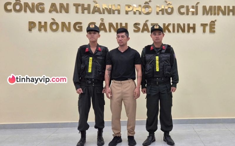 Ca sĩ Lương Bằng Quang vừa bị Công an TP.HCM khởi tố, bắt tạm giam Lương Bằng Quang vừa bị Công an khởi tố và bắt tạm giam