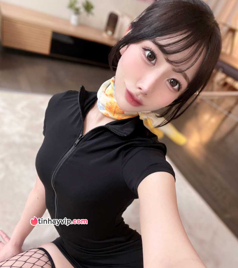Ozaki Erika từ bỏ nghề phát thanh viên để đóng JAV Ozaki Erika từ bỏ nghề phát thanh viên để đóng JAV