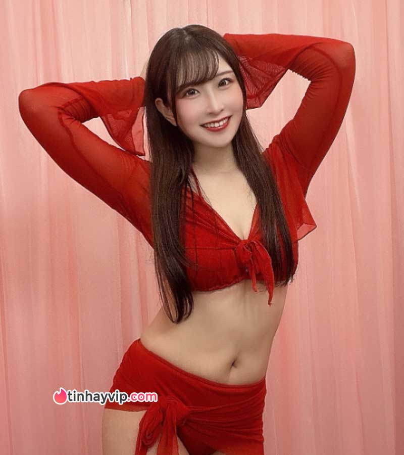 Saiki Kasumi tạm dừng đóng phim nóng để nâng cấp cơ thể