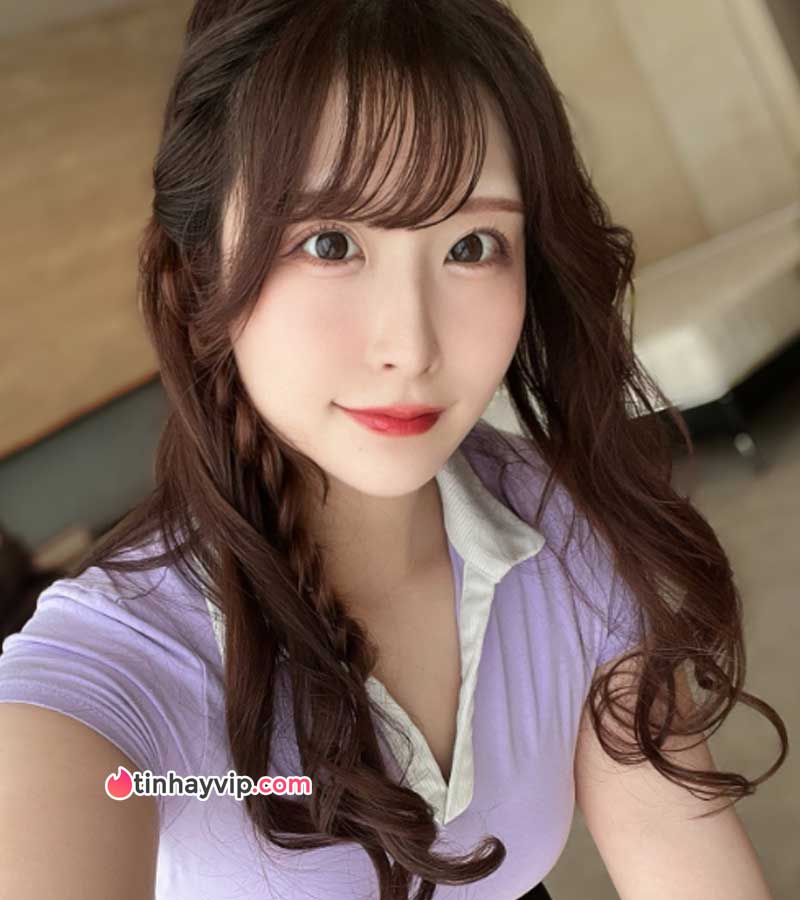 Saiki Kasumi tạm dừng đóng phim nóng để nâng cấp cơ thể