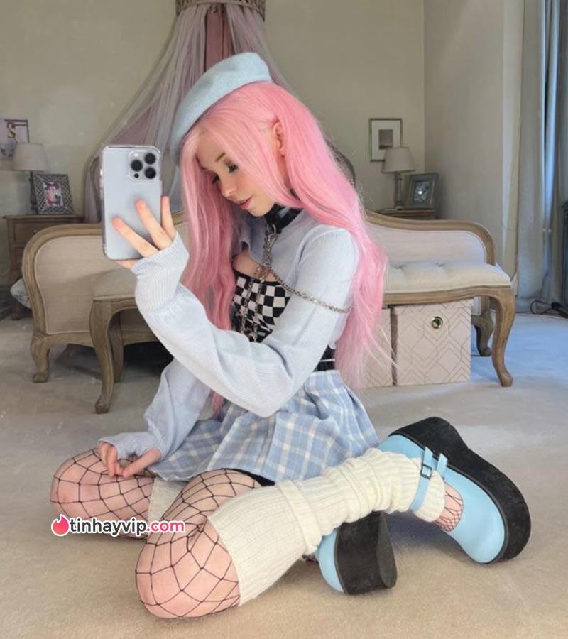 Belle Delphine