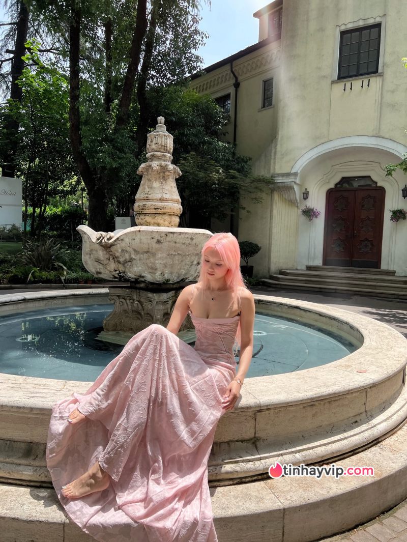 Phong cách khác biệt của Vyvan Le OnlyFans