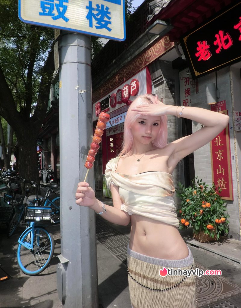 Phong cách khác biệt của Vyvan Le OnlyFans