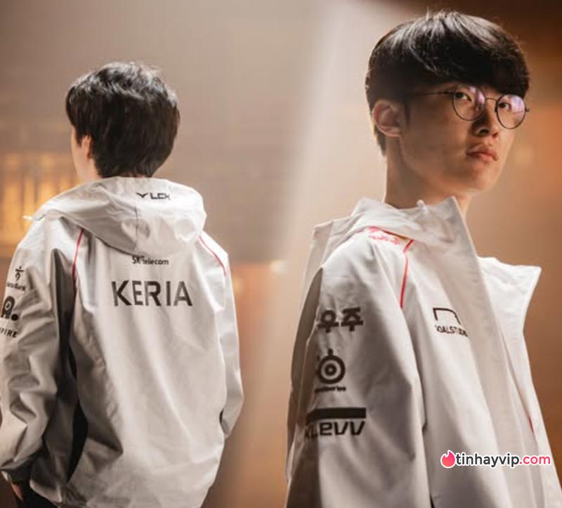 Faker và Keria tranh đấu ngầm, nhà vua có bị thiên tài xóa ngôi? Faker và Keria tranh đấu ngầm tranh top 1 xóa ngôi vua