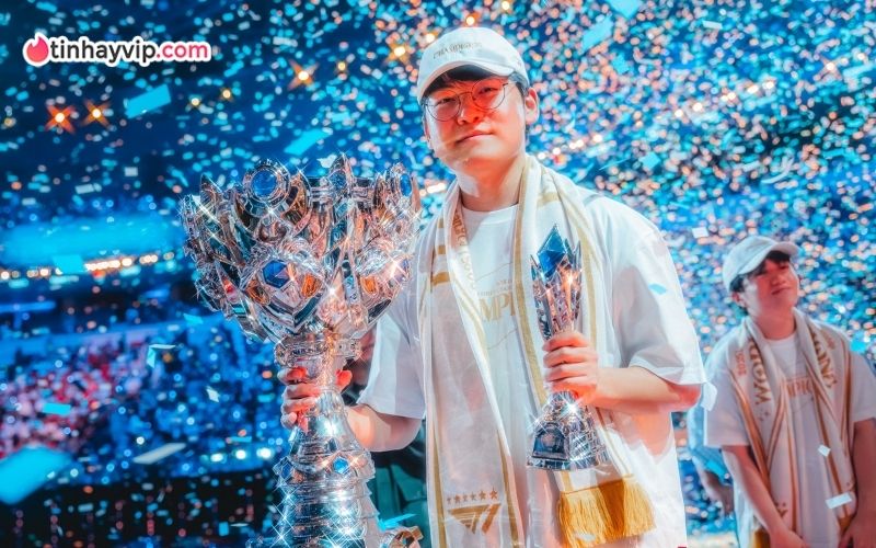 Sự nghiệp thăng trầm nhưng đầy ngoạn mục của Gumayusi