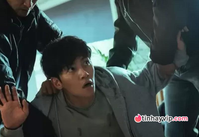 Top 10 phim Hàn được yêu thích nhất tháng 11/2025 3 The Manipulated