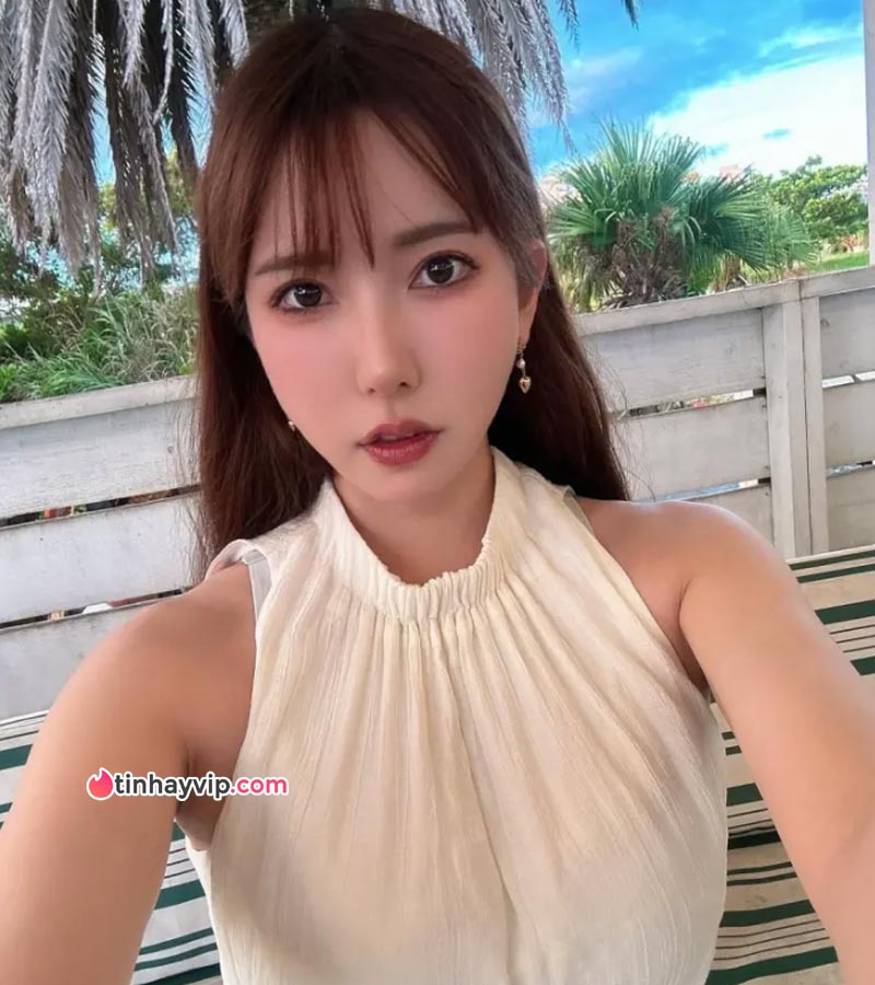 19 Yui Hatano diễn viên JAV