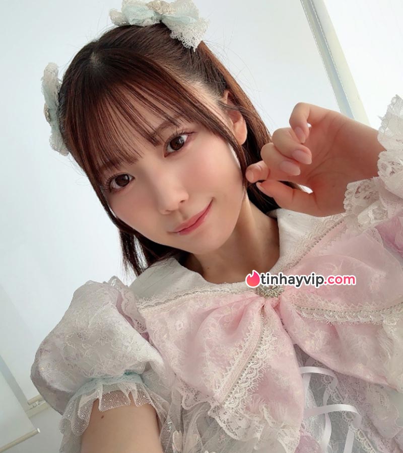 Top diễn viên JAV ăn khách nhất FANZA tháng 10/2025 1 Miyu Aizawa diễn viên JAV