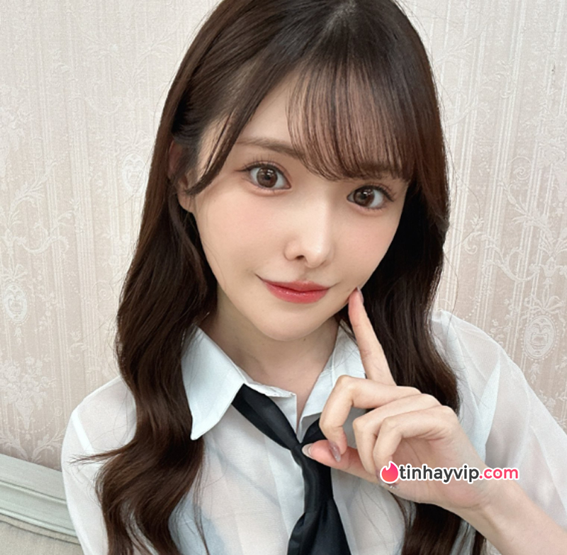 Arina Arata Idol JAV