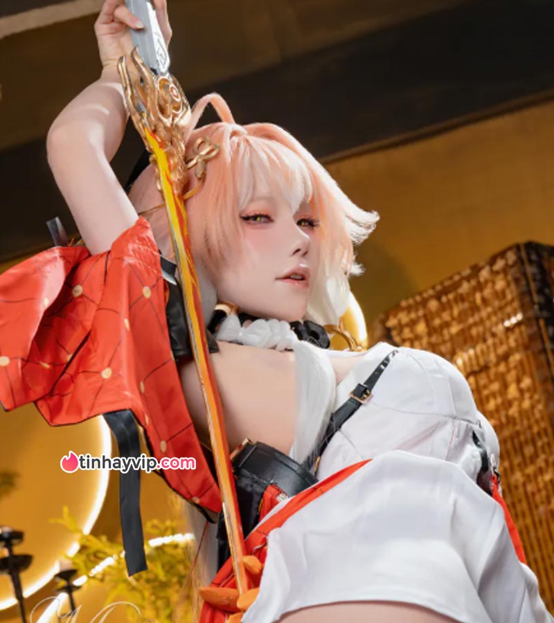 Yaokoututu bung loạt ảnh khét lẹt cosplay Changli