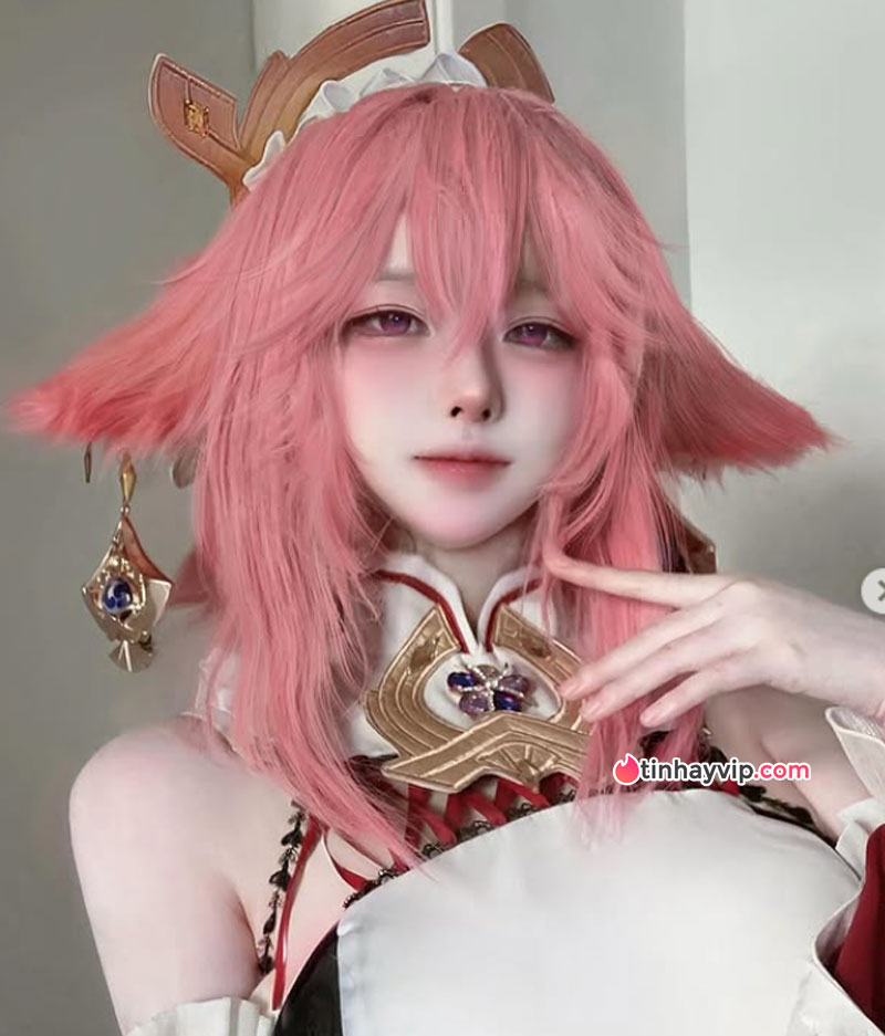 Đẹp hơn bản gốc Kuroneko cosplay khiến netizen trố mắt