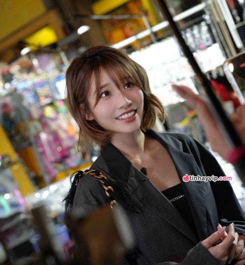 Top diễn viên JAV ăn khách nhất BookMate tháng 11/2025 2 Saika Kawakita