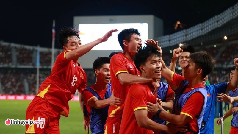 U22 Việt Nam vô địch SEA Games với màn lội ngược dòng ngoạn mục U22 Việt Nam vô địch SEA Games với màn lội ngược dòng