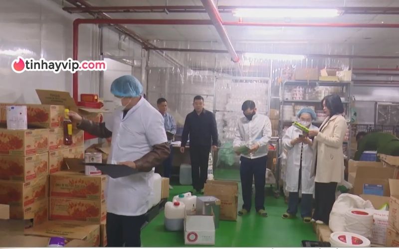 Tin NÓNG: Bắt khẩn cấp lãnh đạo Công ty Đồ hộp Hạ Long