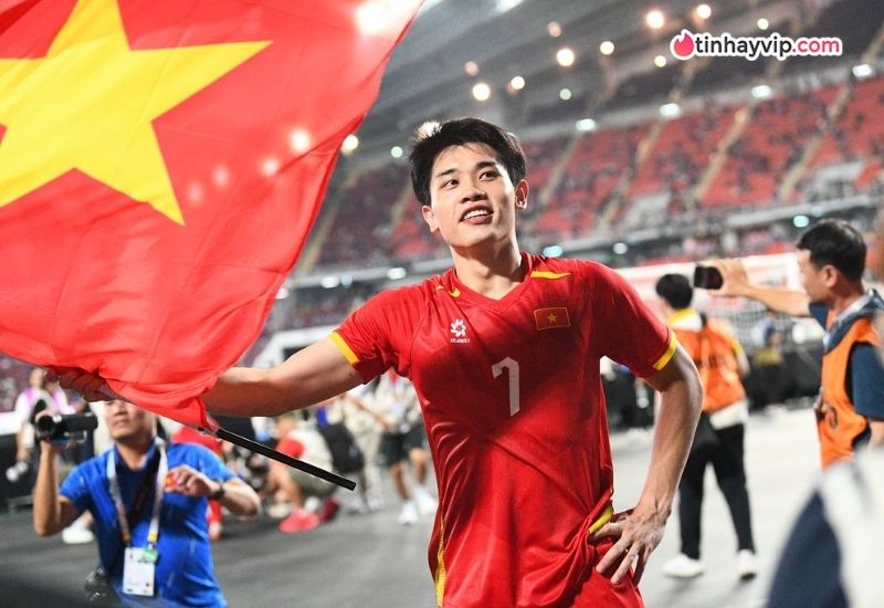 Tiểu sử Đình Bắc - ngôi sao sáng của bóng đá Việt Nam