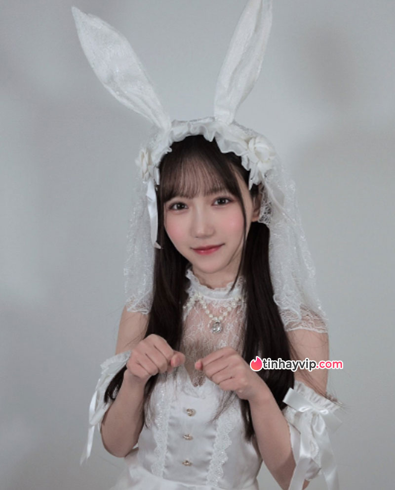 Mita Marin bày tỏ mong muốn 3some cùng Tano Karin