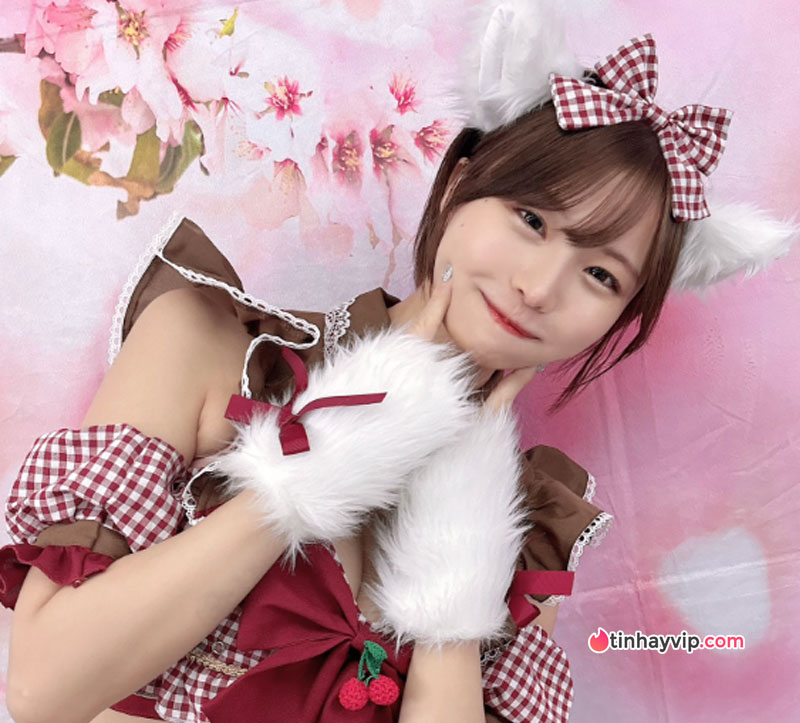 Top diễn viên JAV ăn khách nhất BookMate tháng 12/2025 14 Ai Hongo