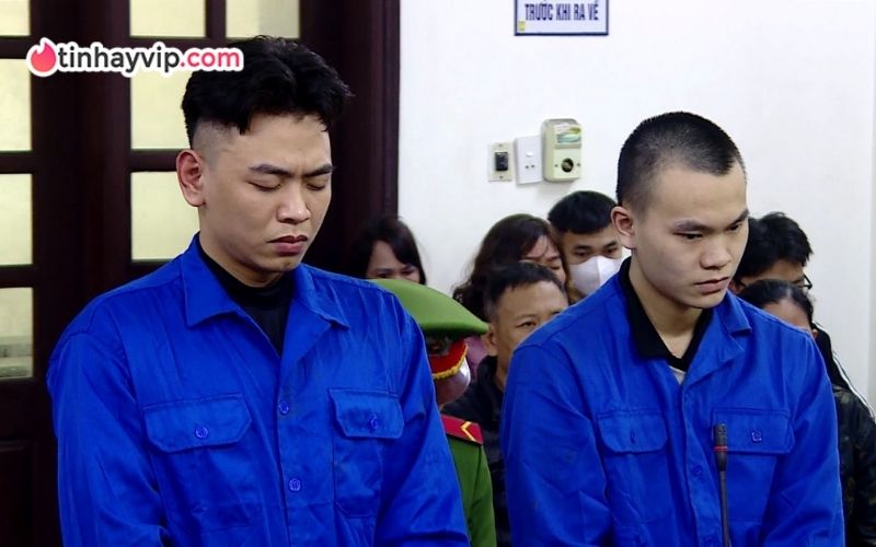 Chính thức: "Tổng tài" Nguyễn Văn Thiên bị tuyên án 2 năm tù Mở lại phiên tòa xét xử "tổng tài" Nguyễn Văn Thiên 30/01