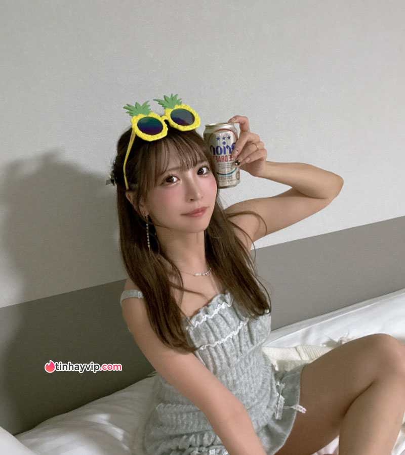 Aya Onami tự hào tuyên bố sở hữu vòng 3 đẹp nhất Aya Onami tự hào tuyên bố sở hữu vòng 3 đẹp nhất