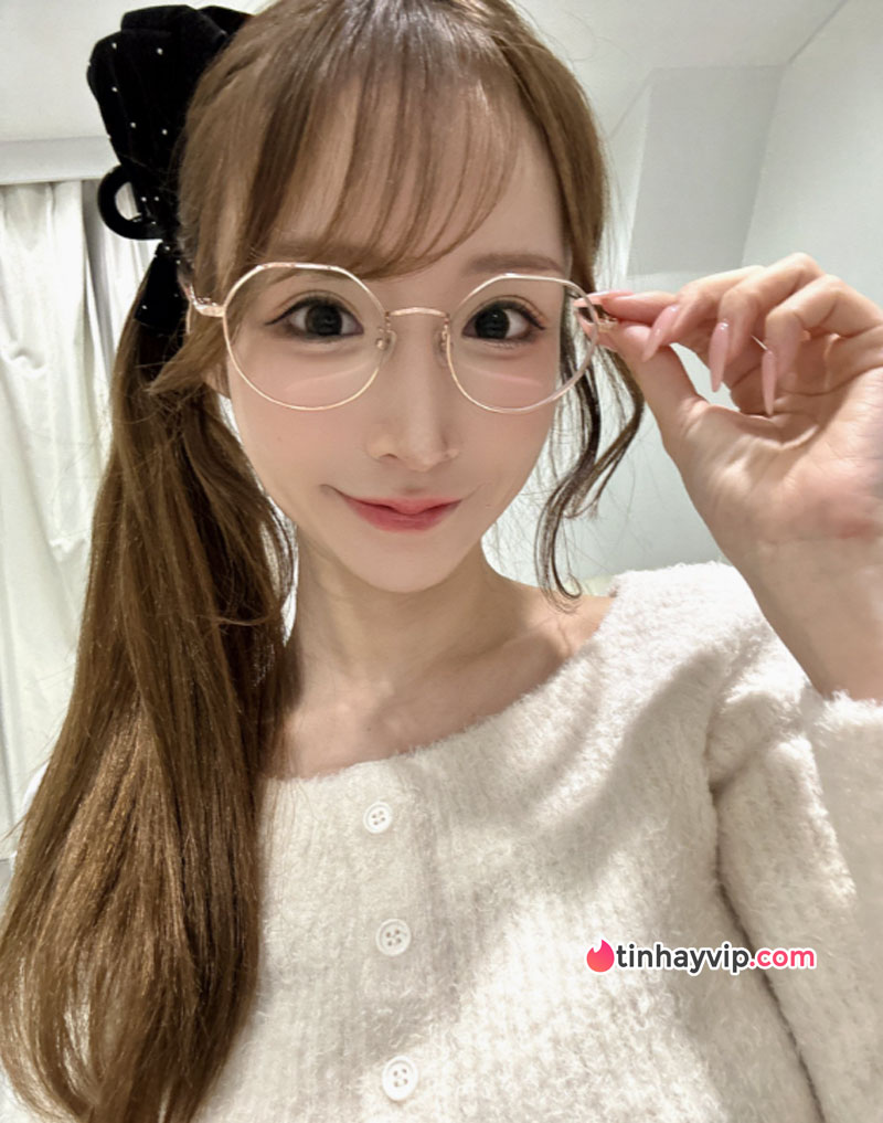 Hazuki Nagisa tân binh JAV đam mê cưỡi ngựa