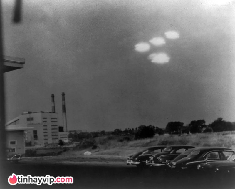 Trump ra lệnh giải mật toàn bộ hồ sơ UFO, giới khoa học nói gì về "bằng chứng" người ngoài hành tinh? Trump ra lệnh giải mật toàn bộ hồ sơ UFO, giới khoa học nói gì về "bằng chứng" người ngoài hành tinh?