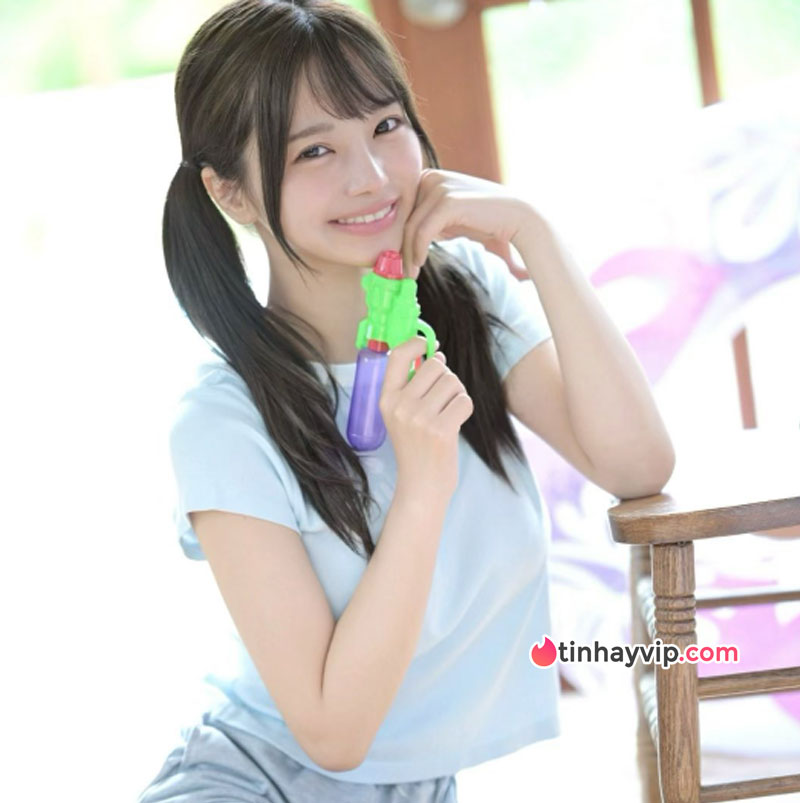 Yua Fucuda bị chỉ trích khi tiết lộ quan hệ vào năm 13 tuổi