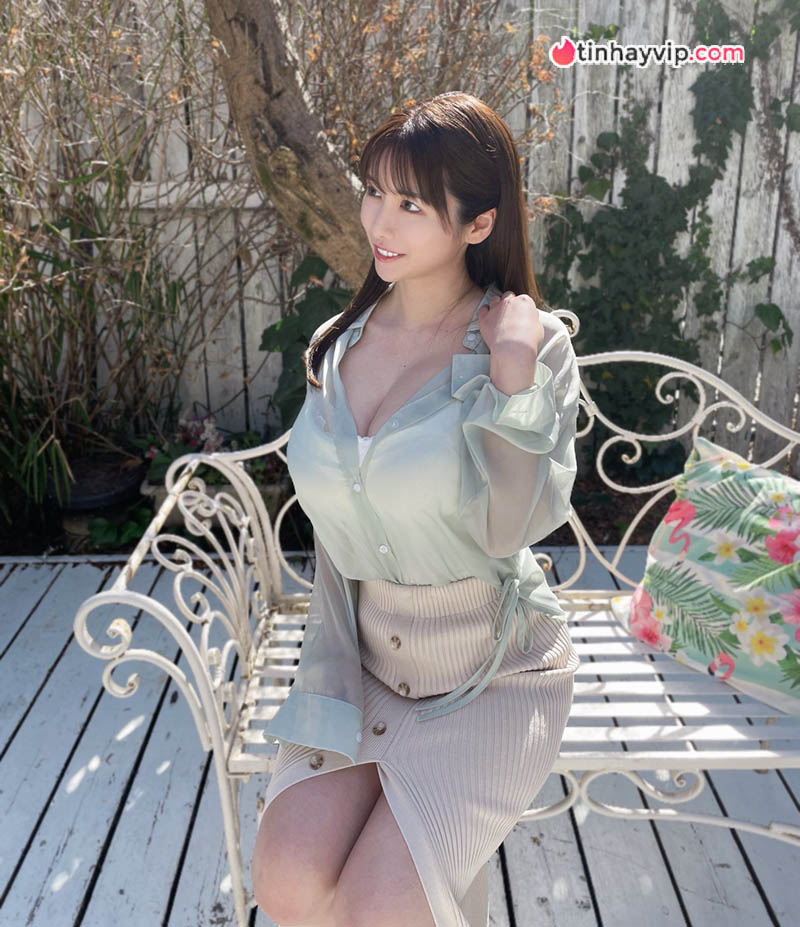 MC thời tiết Ako Kimura lấn át cả bản đồ khí tượng vì sở hữu một thứ quá khủng MC thời tiết Ako Kimura lấn át cả bản đồ khí tượng vì sở hữu một thứ quá khủng