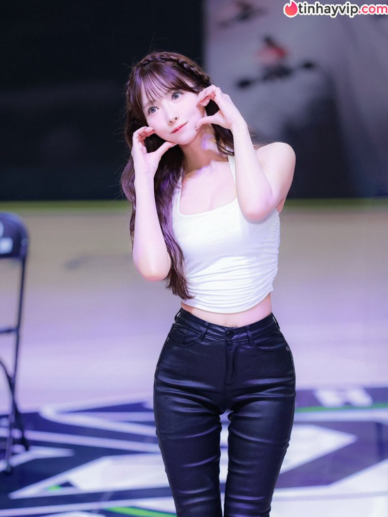 Cận cảnh body "vạn người mê" của Yua Mikami: Đẳng cấp nhan sắc không đối thủ!