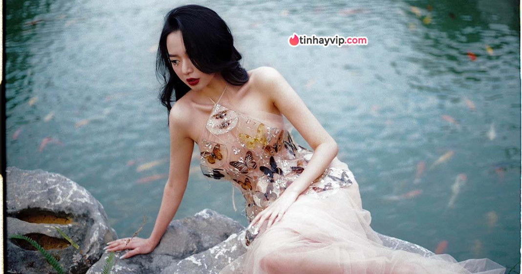 Chi Củ Cải tái xuất làng streamer với phong độ ổn định