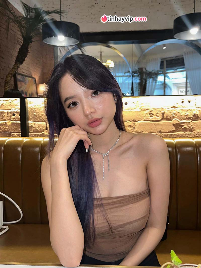 Chi Củ Cải tái xuất làng streamer với phong độ ổn định