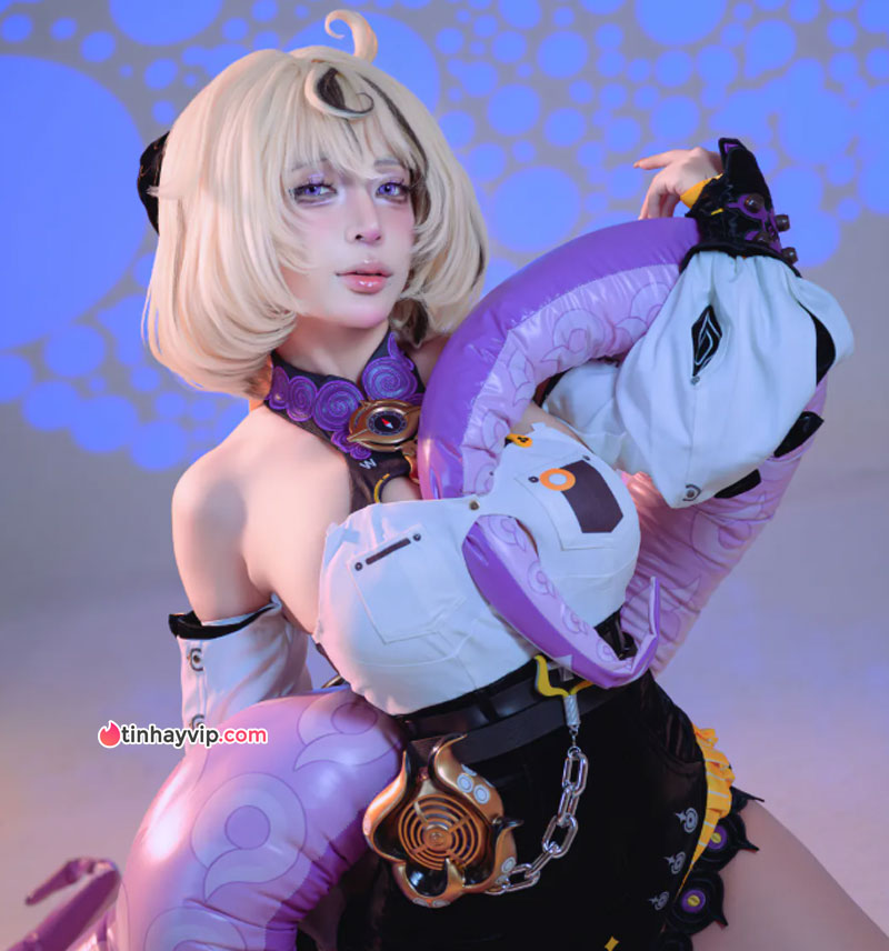 Hot girl 18+ Umeko J hóa thân thành Yidhari nóng bỏng