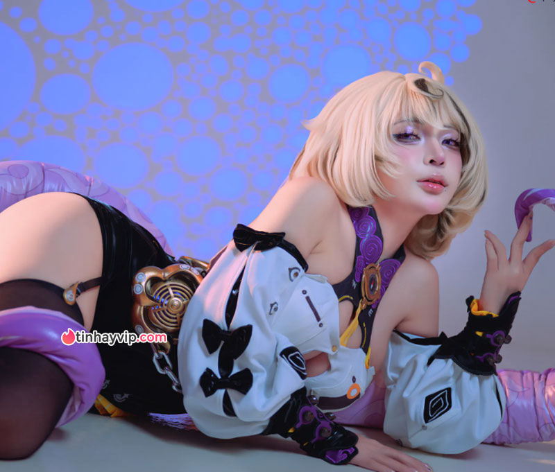 Hot girl 18+ Umeko J hóa thân thành Yidhari nóng bỏng