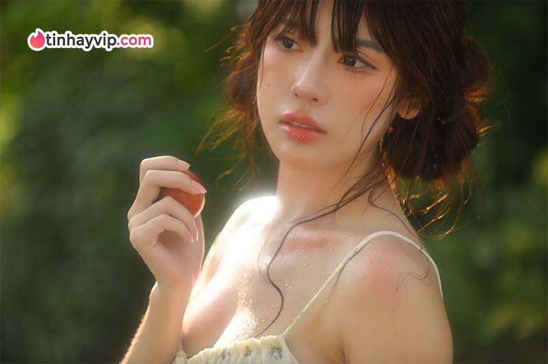 Una Tố Uyên: Diện mạo mới của sự sexy đầy bản lĩnh