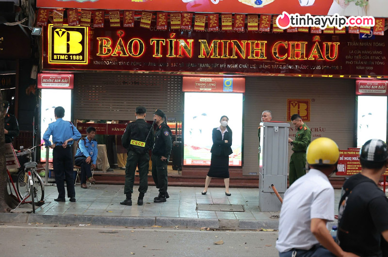 Bảo Tín Minh Châu: Khởi tố ông Vũ Minh Châu, hé lộ chênh lệch doanh thu 9.700 tỷ đồng Bảo Tín Minh Châu: Khởi tố ông Vũ Minh Châu, hé lộ chênh lệch doanh thu 9.700 tỷ đồng